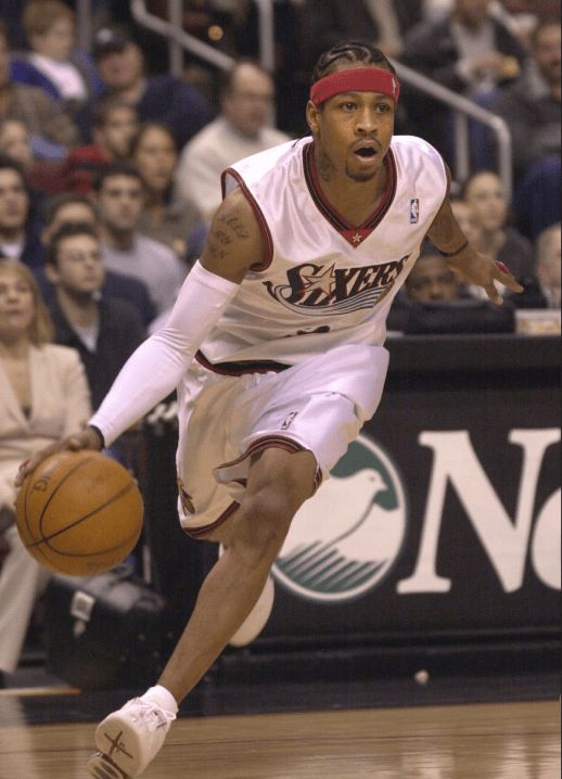 同曦外援拉维特运球技艺高超，展现个人魅力（同曦队外援拉维特控球技术一流，尽显个人风采）