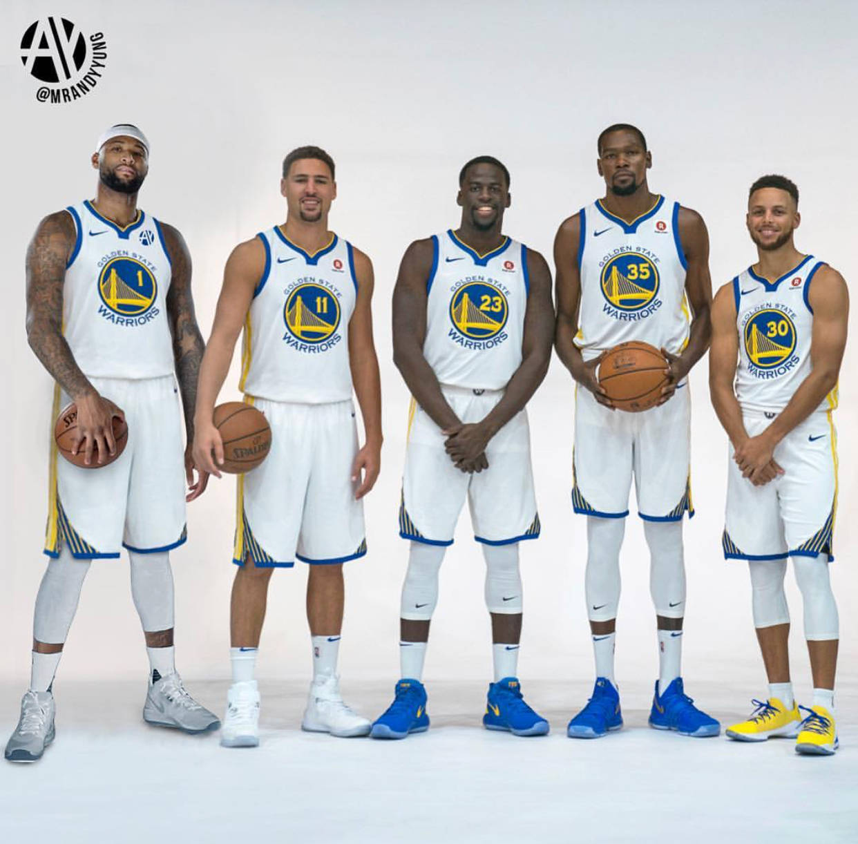 FIFPRO年度最佳11人：登贝莱、姆巴佩、亚马尔领衔，贝林厄姆入围（FIFPRO年度最佳11人候选公布：姆巴佩、登贝莱、亚马尔领衔，贝林厄姆在列）