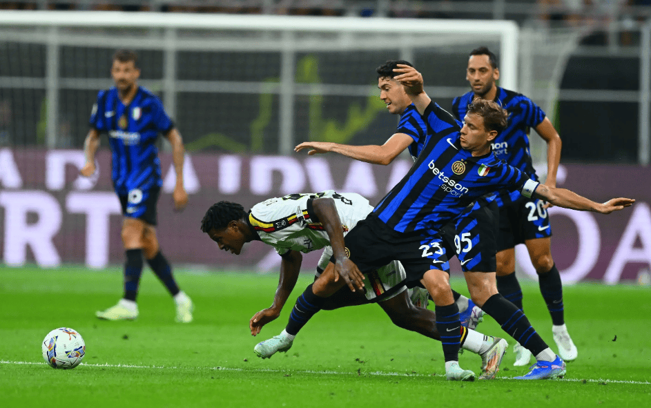 亚马尔：希望我能为球迷带来好心情；我更像一名娱乐型运动员（亚马尔：希望让球迷开心，自认更偏娱乐型运动员）