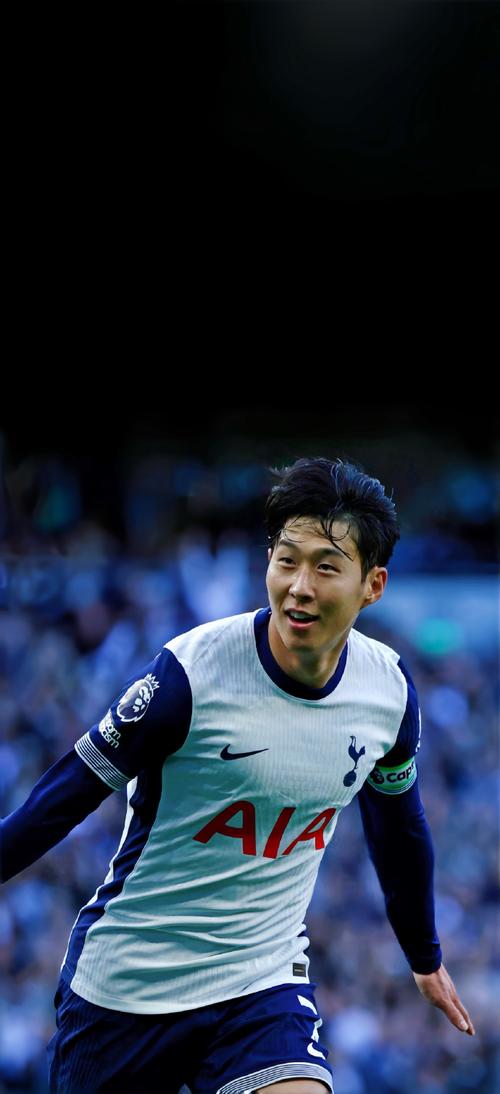 米体：罗马想冬窗租借齐尔克泽，若晋级欧冠会自动触发买断（米体：罗马计划冬窗租借齐尔克泽，若进欧冠将自动触发买断条款）