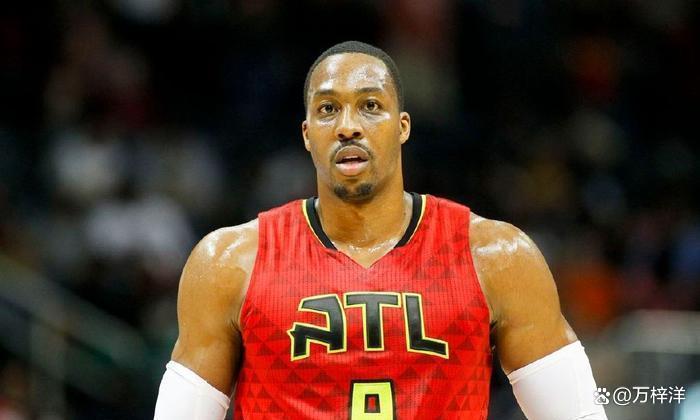 穷追猛打！哈特强攻得手打进加罚 7中7砍下18分率队扩大优势（强势爆发！哈特打成2+1，7投7中砍下18分助队扩大优势）