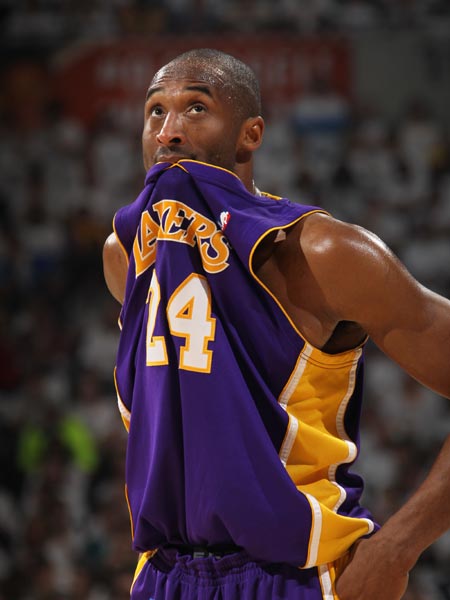 队报：努诺-门德斯有望出战毕包，巴黎内部希望他能复出（队报：努诺-门德斯有机会对阵毕包，巴黎队内期待其伤愈回归）