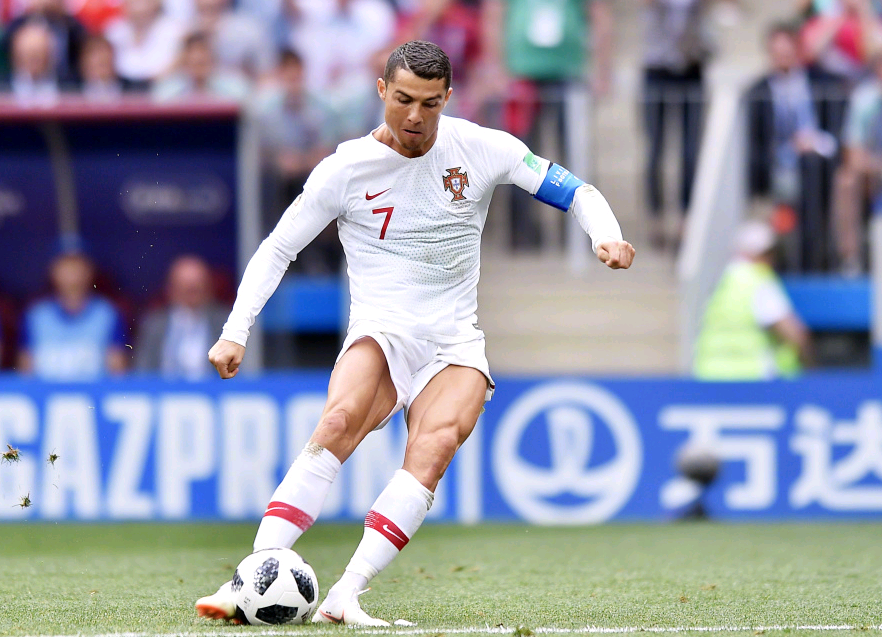 皇马客战毕巴奥首发曝光！姆巴佩领衔三叉戟，连续三平后球队背水一战（皇马做客毕尔巴鄂首发出炉：姆巴佩领衔三叉戟，三连平后背水求胜）