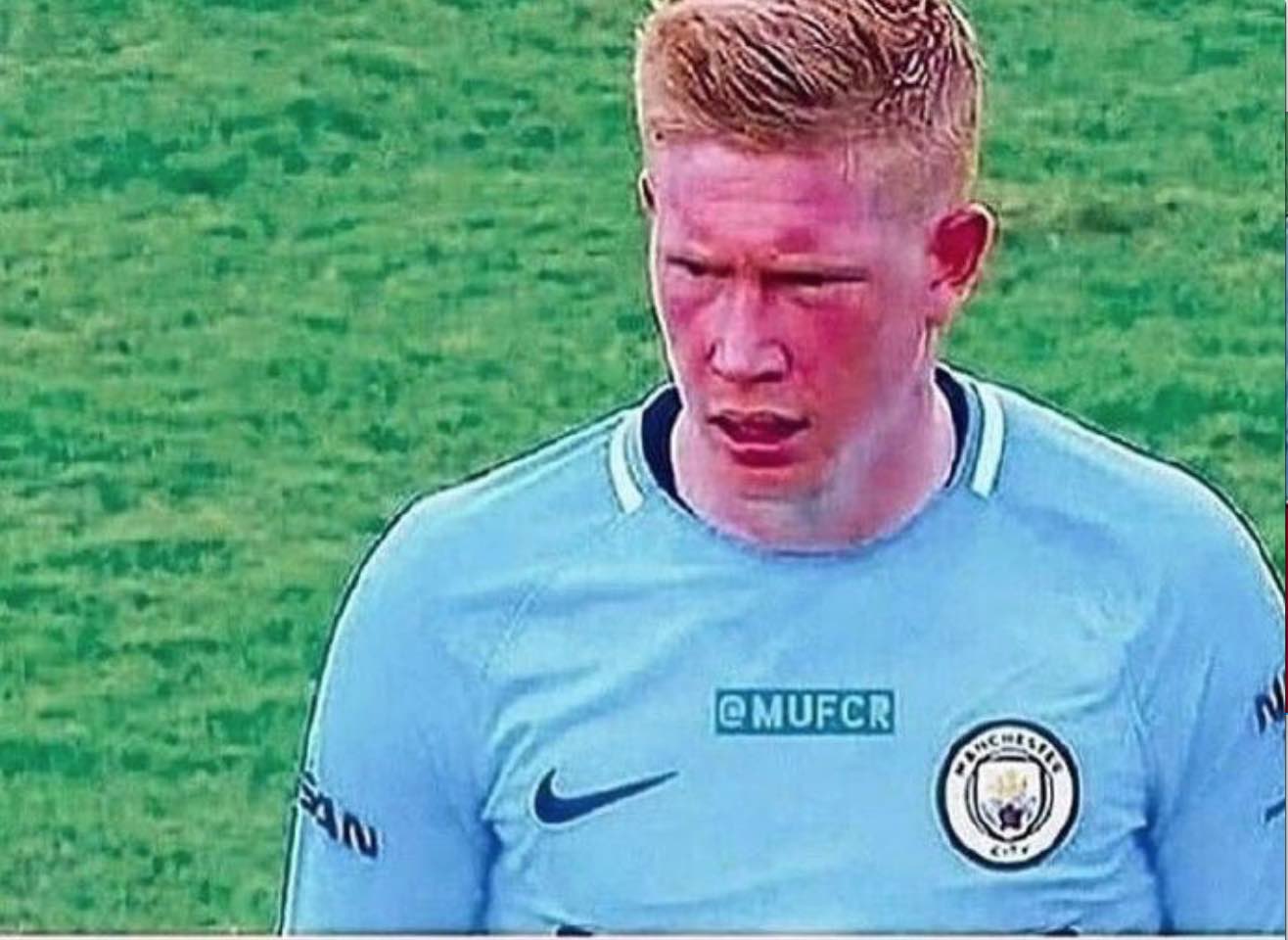 国际友谊赛半场：权赫圭头球造险，韩国0-0加纳（国际热身赛半场：权赫圭头球制造威胁，韩国与加纳0-0暂平）