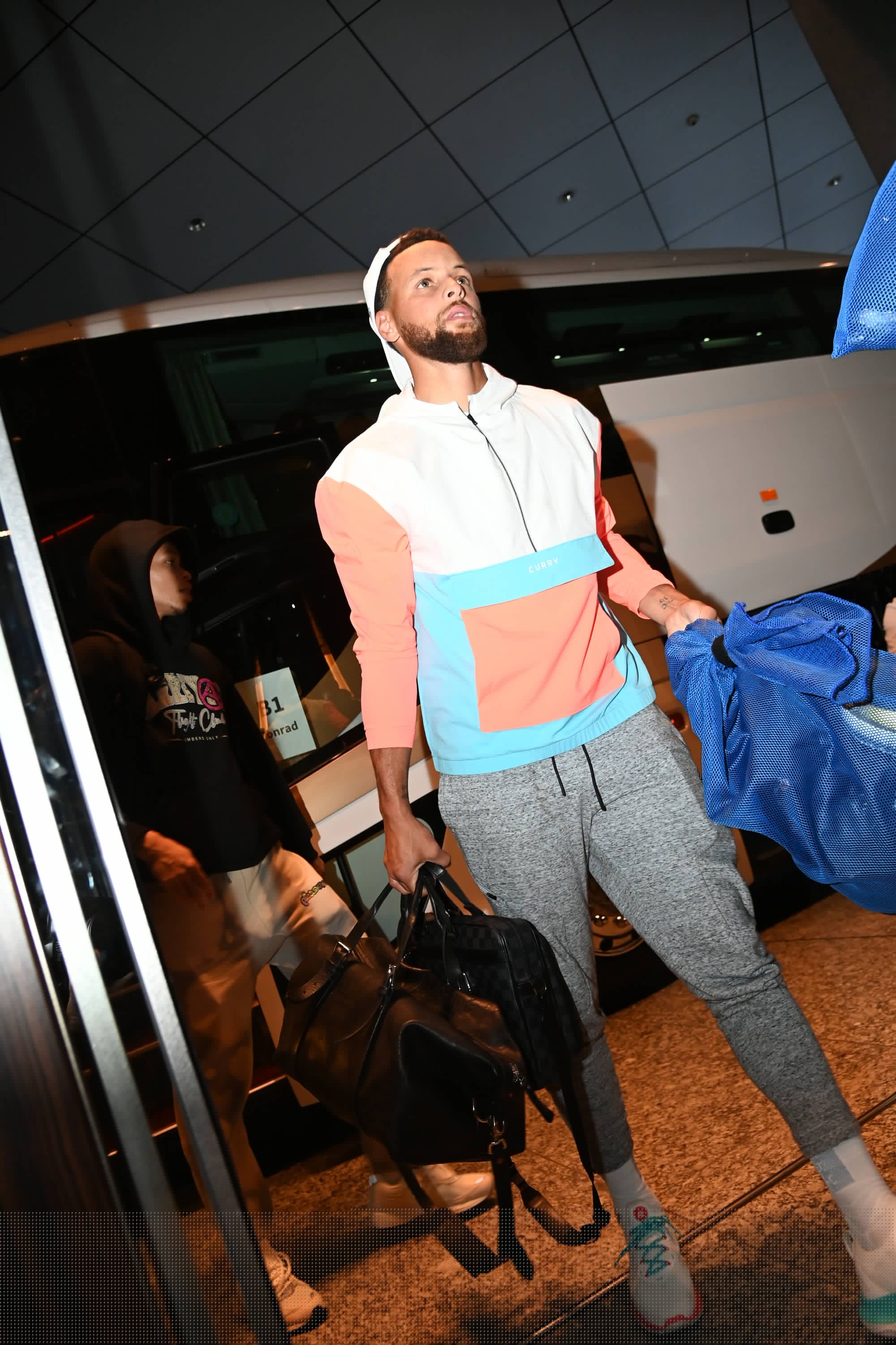 NBA官方：全明星投票将在北京时间后日凌晨1点正式开启（NBA官宣：全明星投票将于北京时间后天凌晨1点启动）