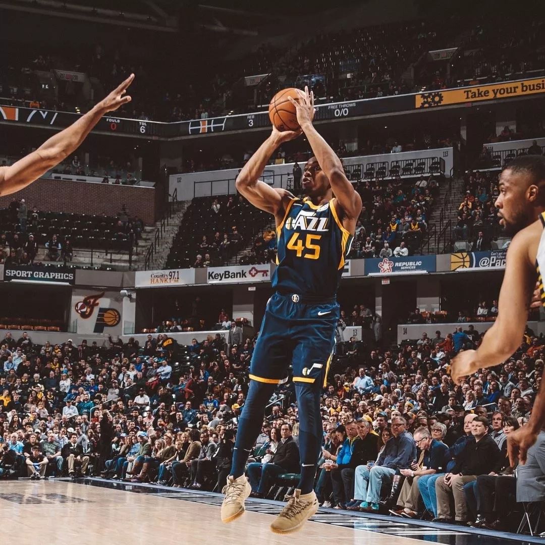 比塞克：不考虑转会问题；我必须持续出场才有机会踢世界杯（比塞克：暂不考虑转会，唯有持续出场才能争世界杯席位）