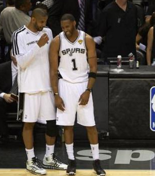 深入一线学习，英超与中国足协启动第三期青训教练培训（英超携手中国足协启动第三期青训教练班，聚焦一线实训）