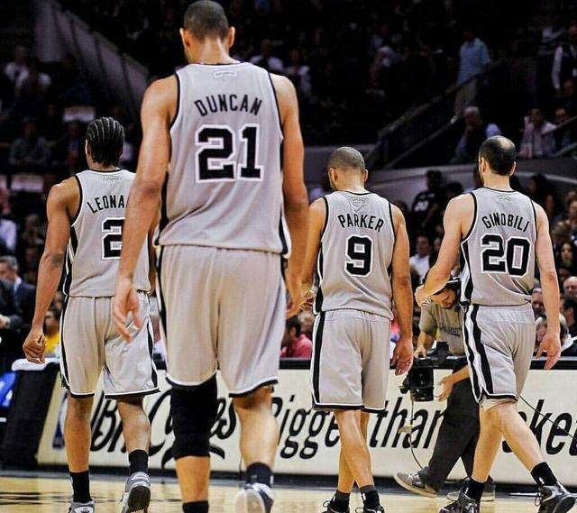 欧冠周最佳球员评选：奥斯梅恩、福登、梅里诺、福布斯（欧冠本周最佳球员候选名单：奥斯梅恩、福登、梅里诺、福布斯）