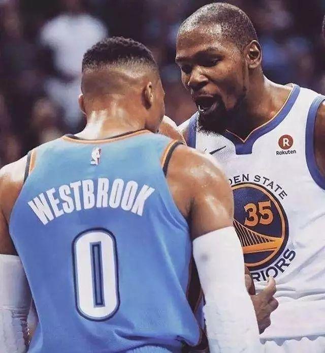 NBA球员合同更新及薪资排行榜（NBA球员合约动态与薪资排名）