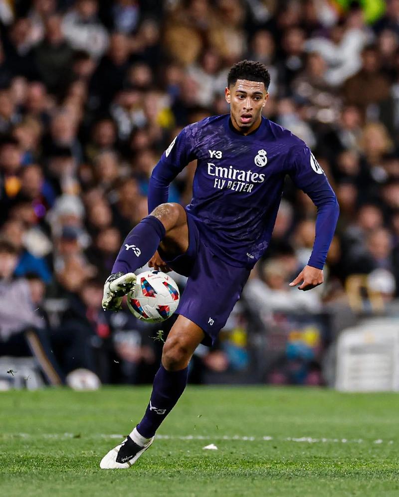 每体：从昔日失意到国家队7号，费兰走出阴霾成关键先生（每体：走出低迷披上国家队7号，费兰化身关键人物）